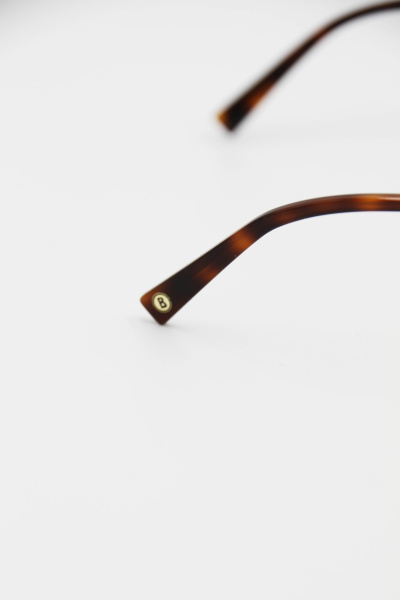 67210_4982_04 67210_4982_04