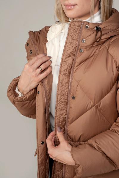 46077914_807_04 46077914_807_04